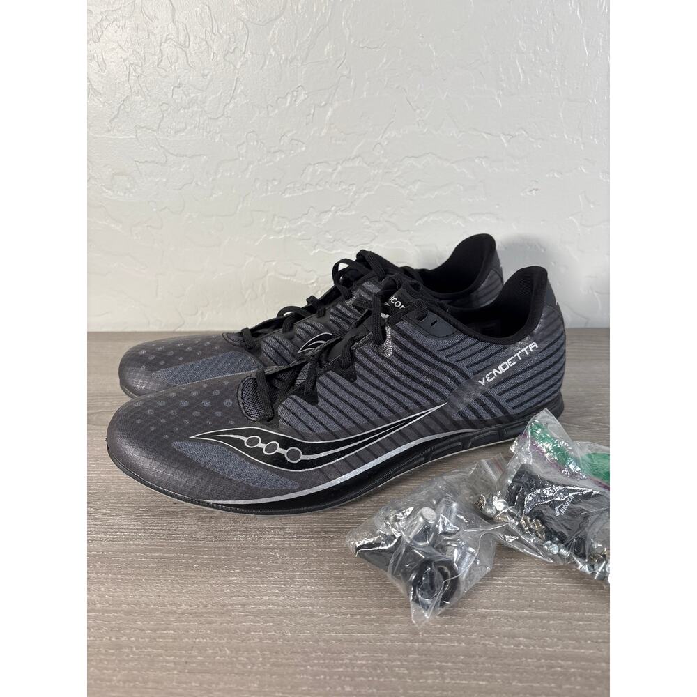 Size Men’s 12.5 Saucony Vendetta 6 Spike, Racing Shoes Black Track Cross Country